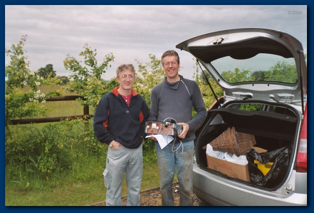 600x399 pixels (118K)